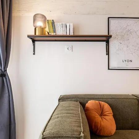 Les Cocon Des Pentes De La Soie Lyon